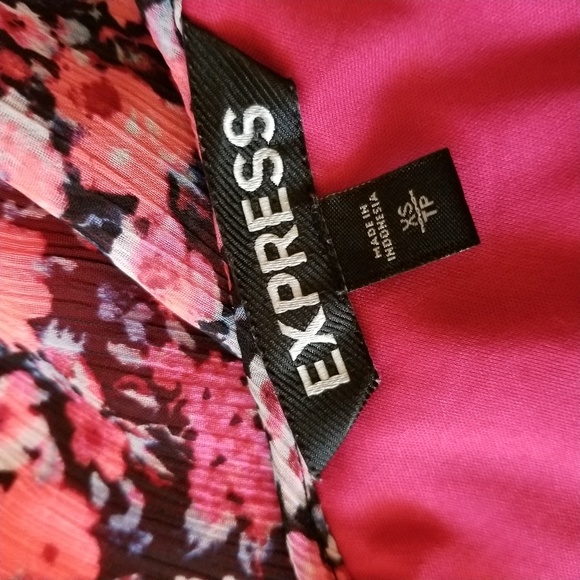 Express Floral Flared Swing Top XS - Picture 6 of 6